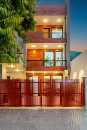 Alaya Stays Ramalaya 8 BHK Villa with Garden